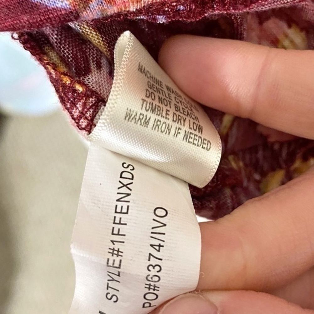Self Esteem Burgundy Floral Cami - Picture 6 of 8